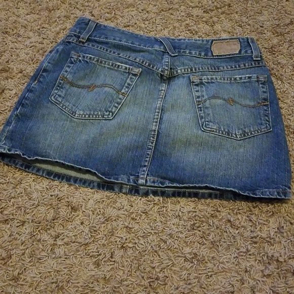 Buckle skirt - Picture 2 of 5